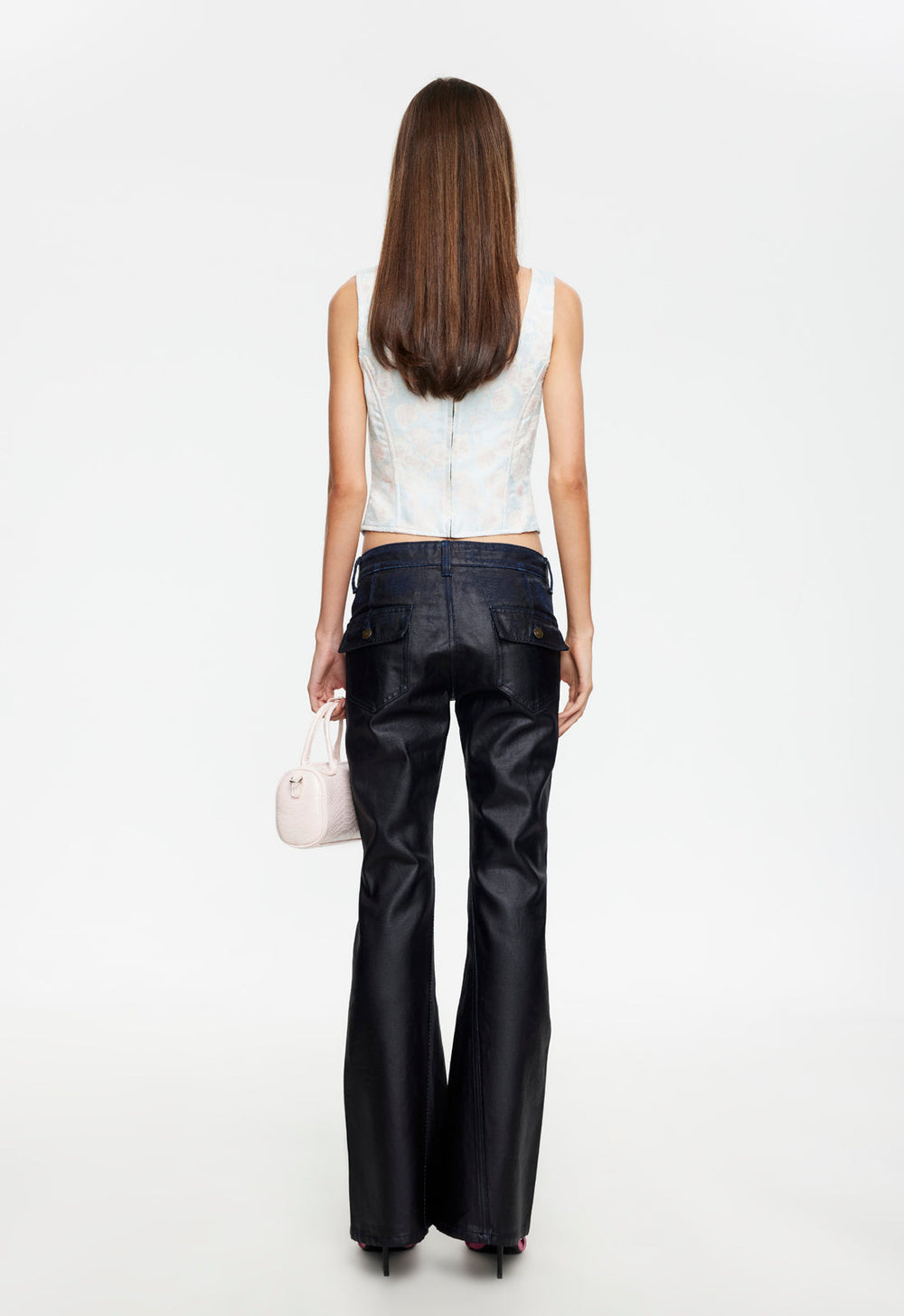 Mary-Kate Jean - Waxed Onyx Lioness Fashion