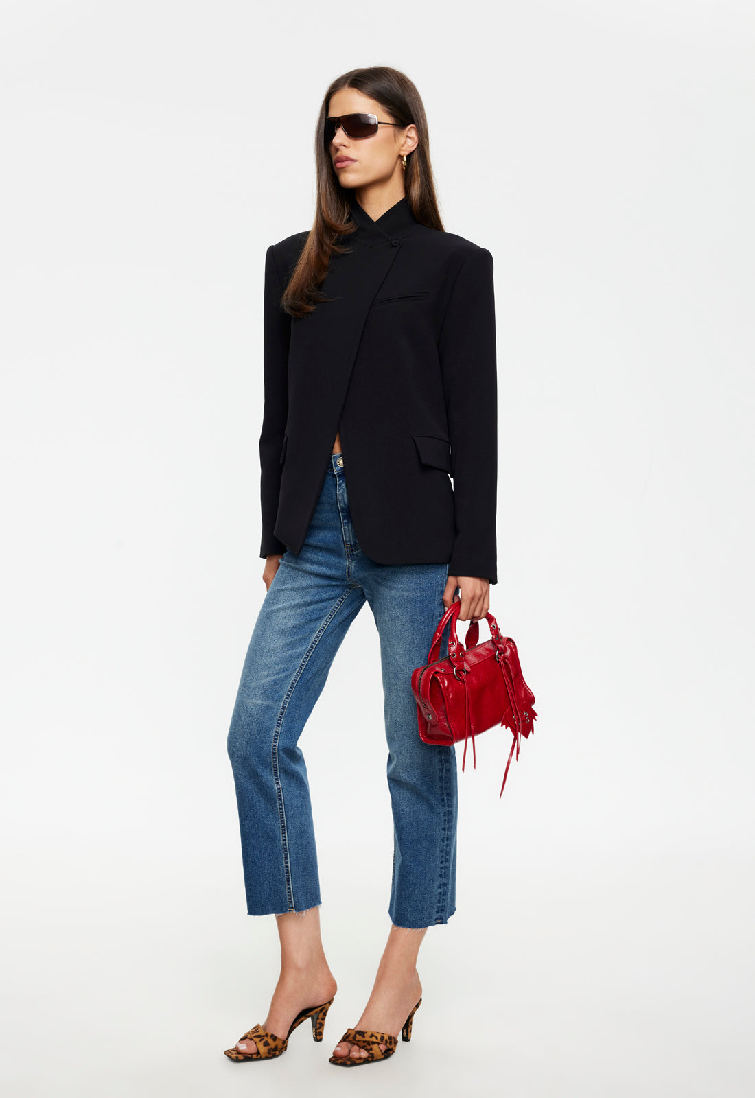 Trophy Club Blazer - Noir Lioness Fashion