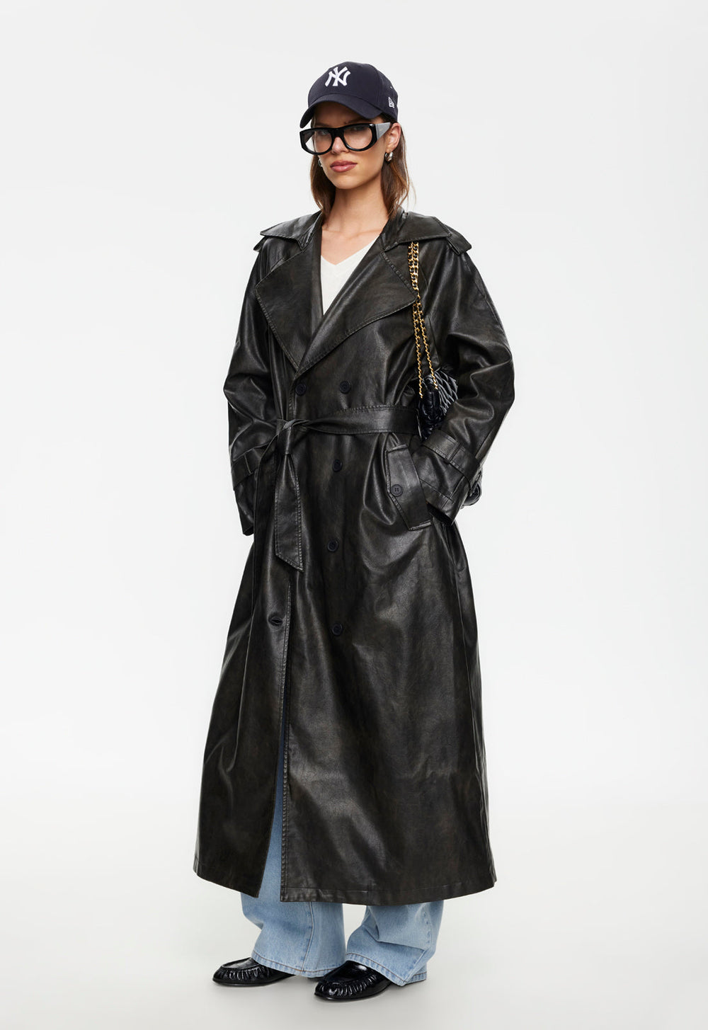 Off Duty Coat - Washed Onyx Lioness Fashion