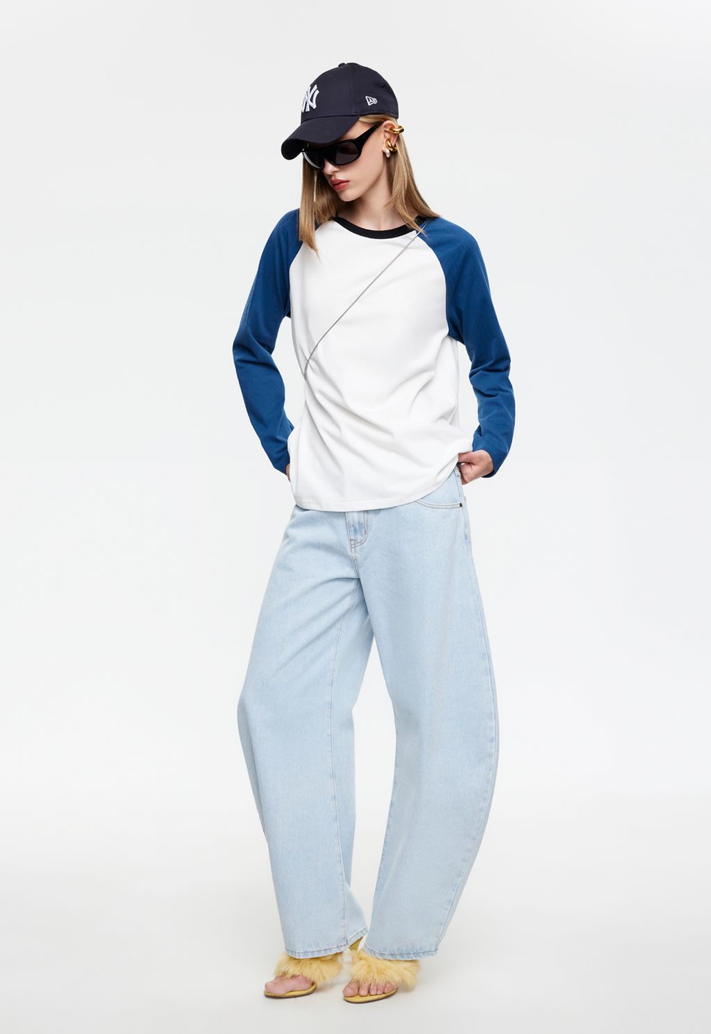 HORSESHOE JEAN - LIGHT DENIM Lioness Fashion