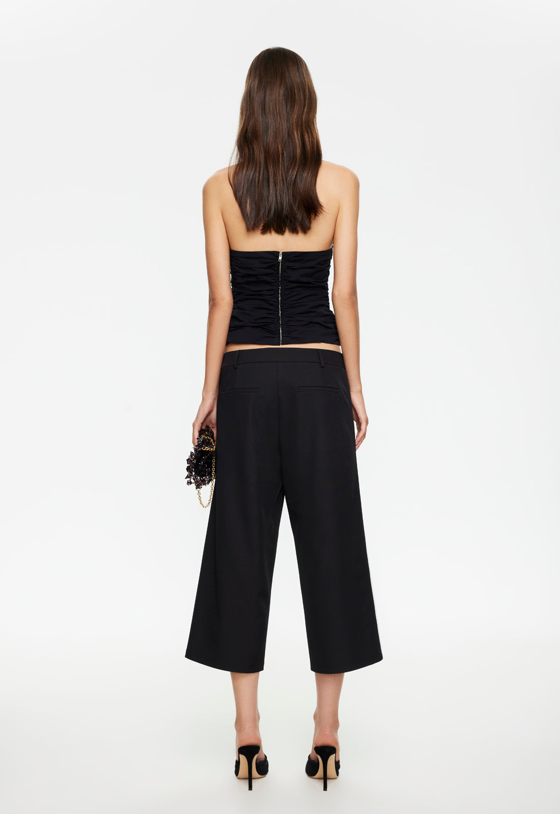 Amore Halter Top - Noir Lioness Fashion