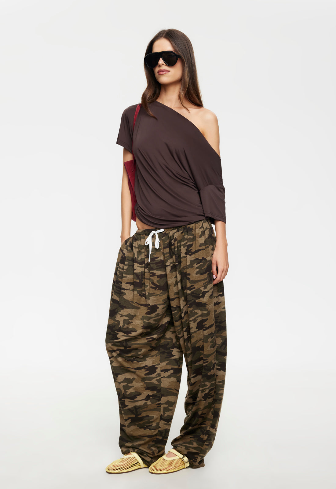 WILDLANDS TEE - CHOCOLATE Lioness Fashion