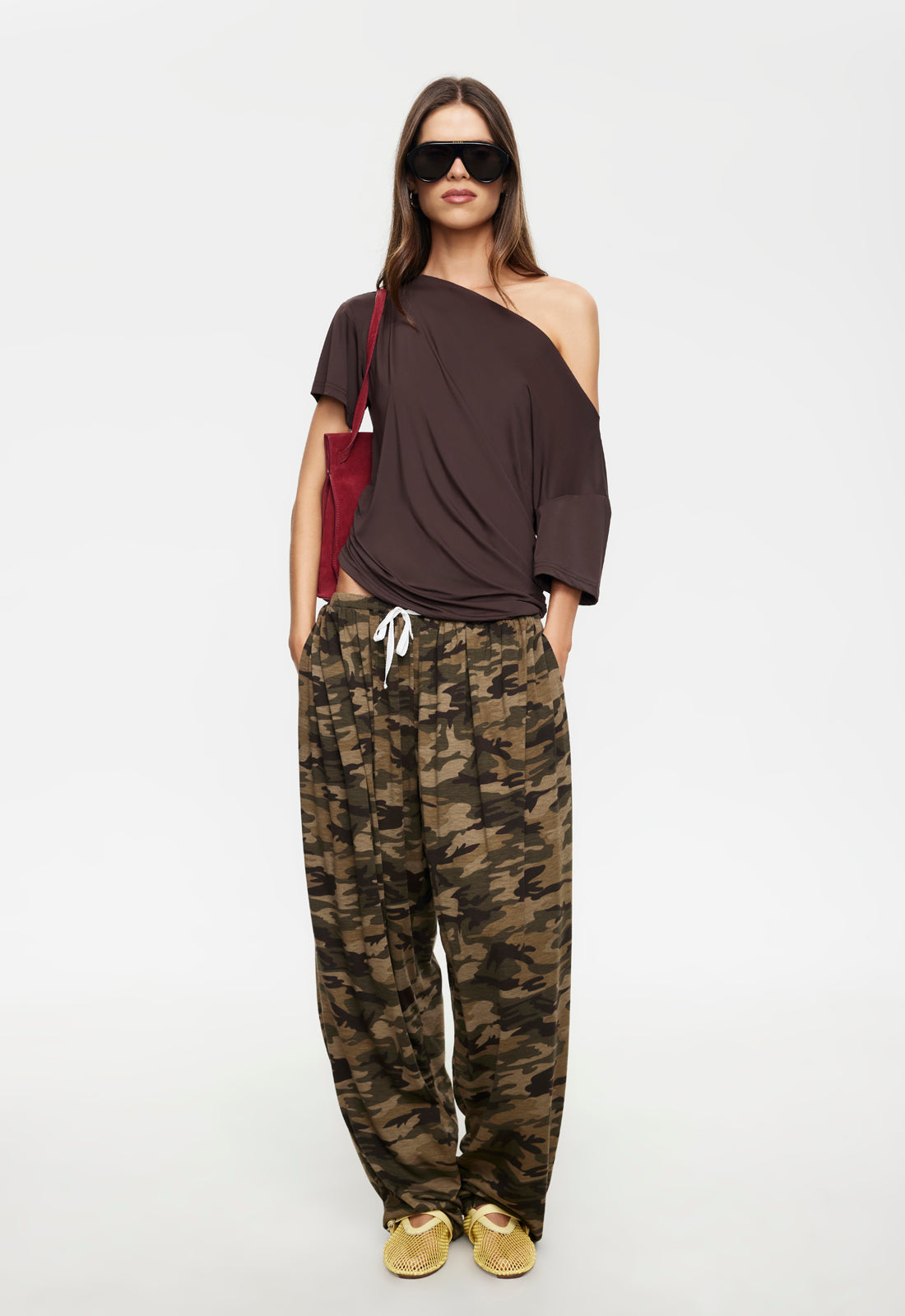 WILDLANDS TEE - CHOCOLATE Lioness Fashion