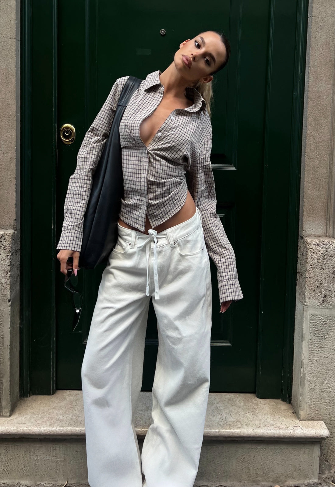 MUSE JEAN - PORCELAIN Lioness Fashion