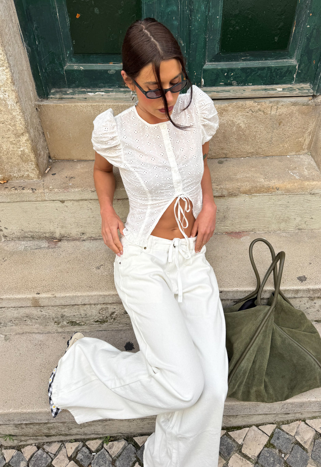 MUSE JEAN - PORCELAIN Lioness Fashion